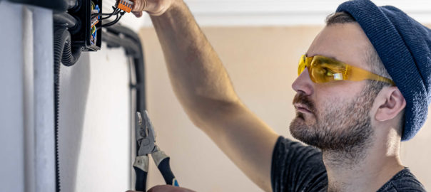 Electrician in Kingsville